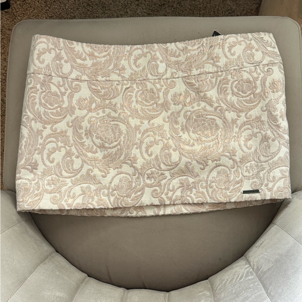 NWT Abercrombie & Fitch Brocade Jacquard Mini Skirt Metallic Floral Baroque sz 0